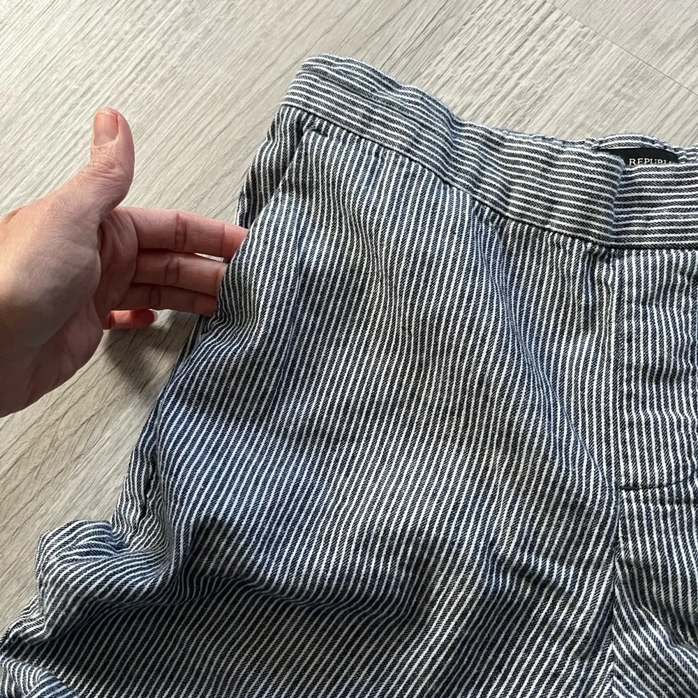 Banana Republic Hayden Pant Linen Blend Stripe White/Blue size 2